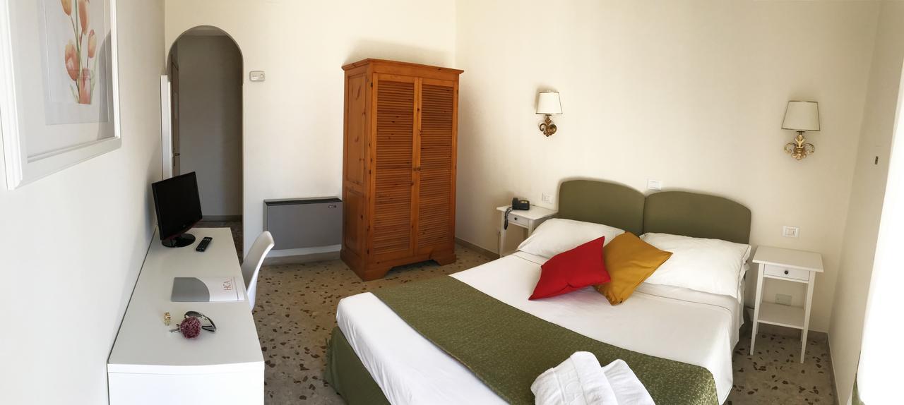Villa Del Sole Terracina Zewnętrze zdjęcie